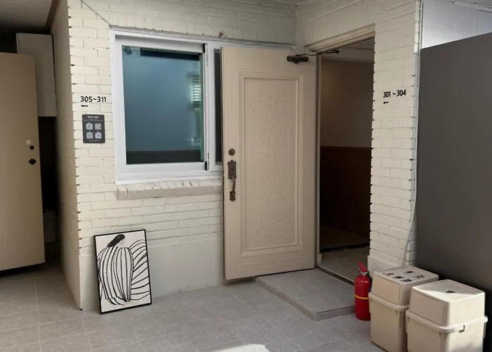 Sounds Itaewon Hostel *